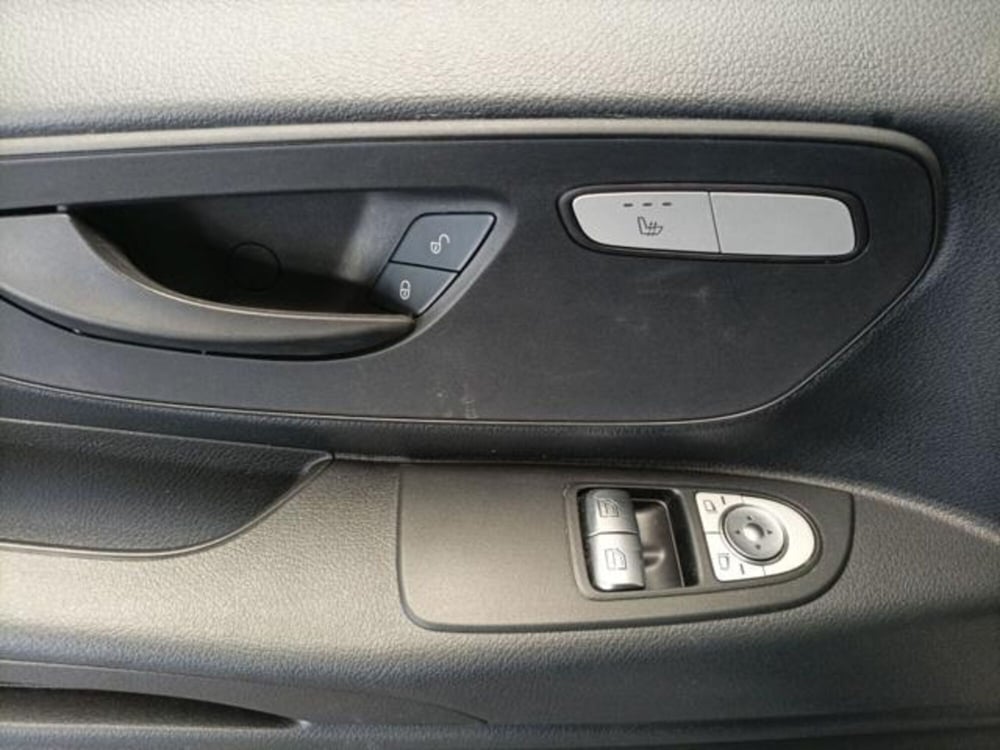 Mercedes-Benz Vito usata a Milano (16)