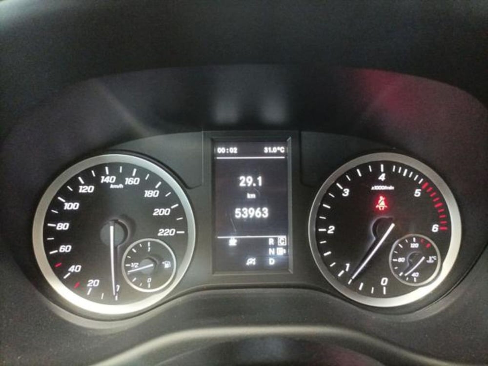 Mercedes-Benz Vito usata a Milano (17)