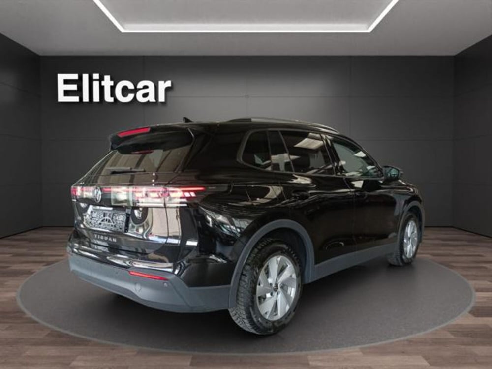 Volkswagen Tiguan usata a Milano (6)