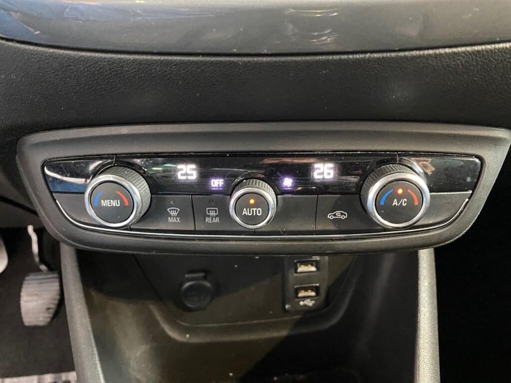 Opel Crossland usata a Torino (10)