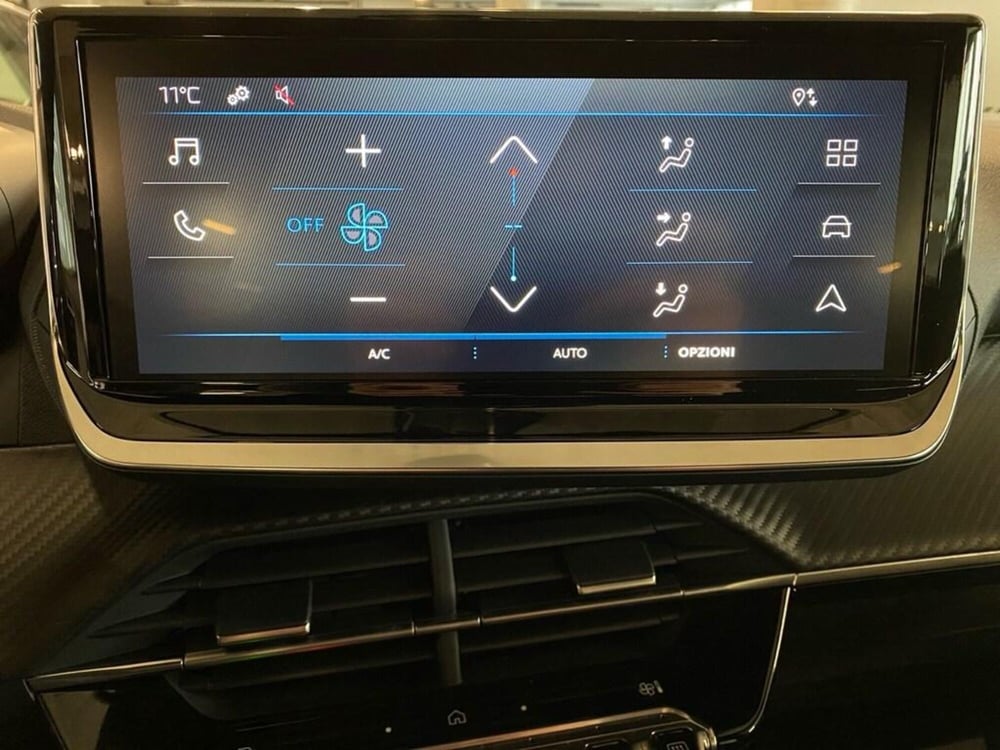 Peugeot 2008 nuova a Torino (11)