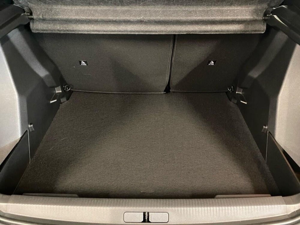 Peugeot 2008 nuova a Torino (9)