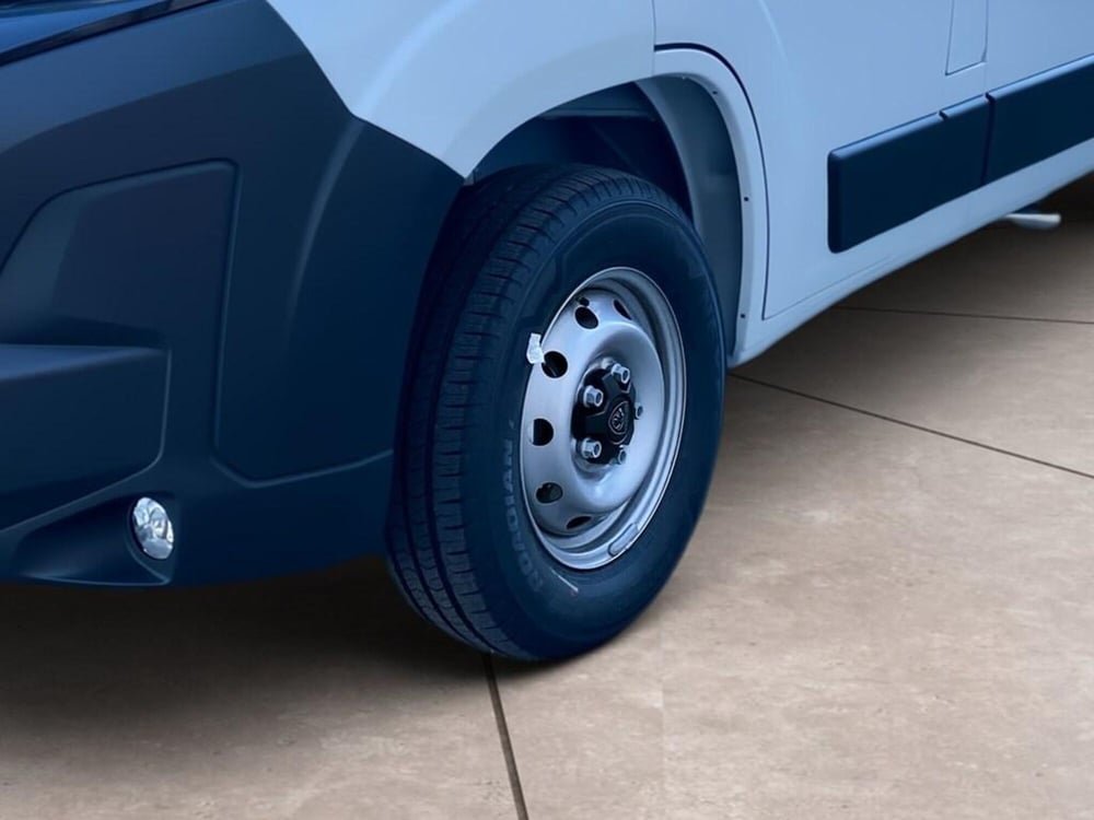 Peugeot Boxer Furgone nuova a Torino (15)