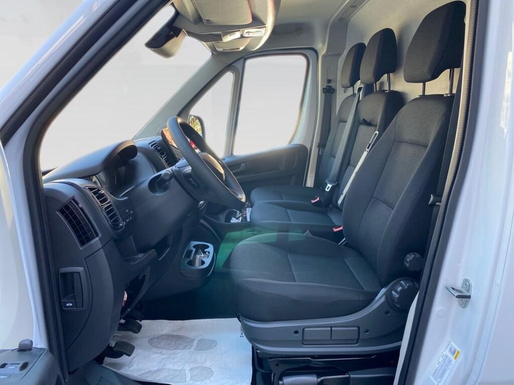 Peugeot Boxer Furgone nuova a Torino (7)