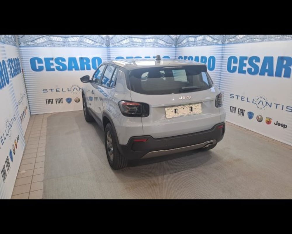 Jeep Avenger nuova a Aosta (4)