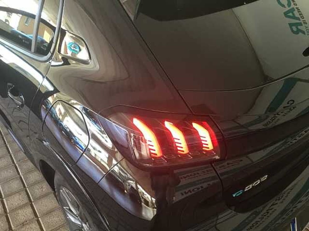 Peugeot 208 usata a Varese (16)