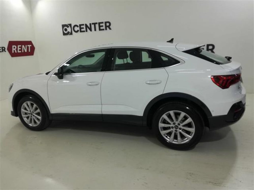 Audi Q3 Sportback nuova a Salerno (14)