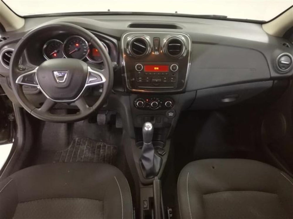 Dacia Sandero usata a Salerno (8)