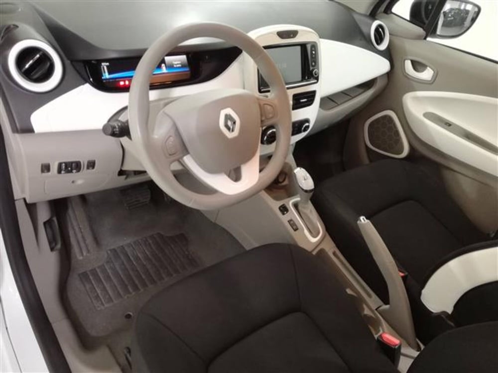 Renault Zoe usata a Salerno (14)