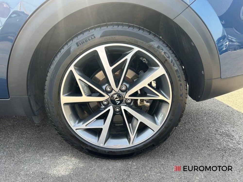 Kia Niro usata a Bari (11)