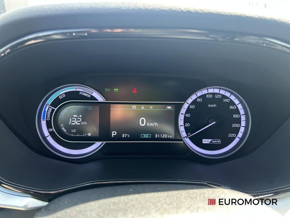 Kia Niro usata a Bari (13)