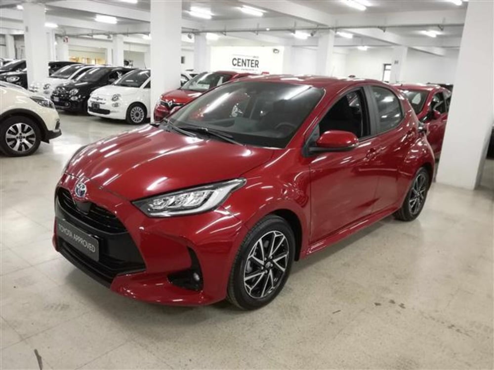 Toyota Yaris nuova a Salerno