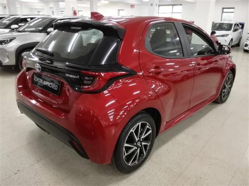 Toyota Yaris nuova a Salerno (2)