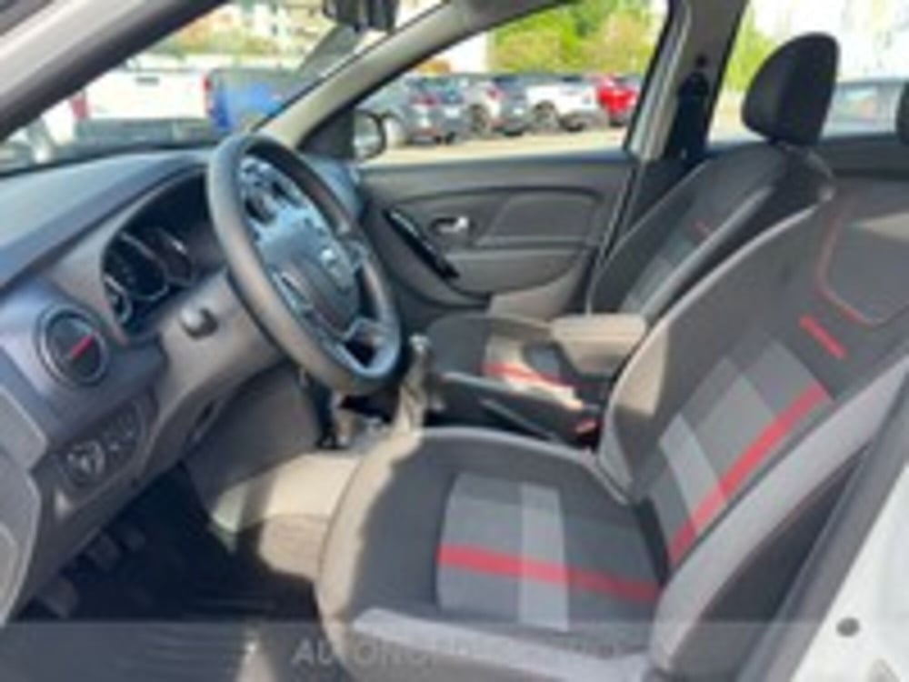 Dacia Sandero usata a Udine (7)