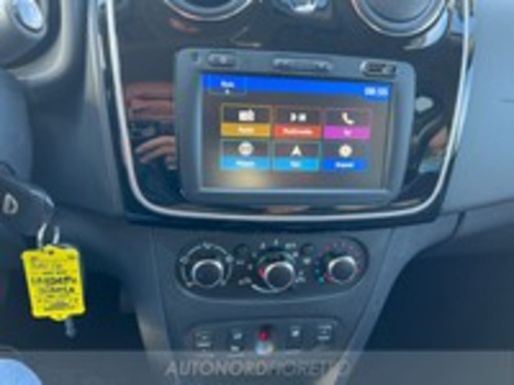 Dacia Sandero usata a Udine (9)