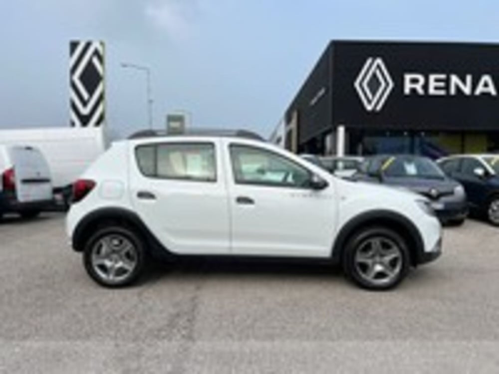 Dacia Sandero usata a Udine (6)