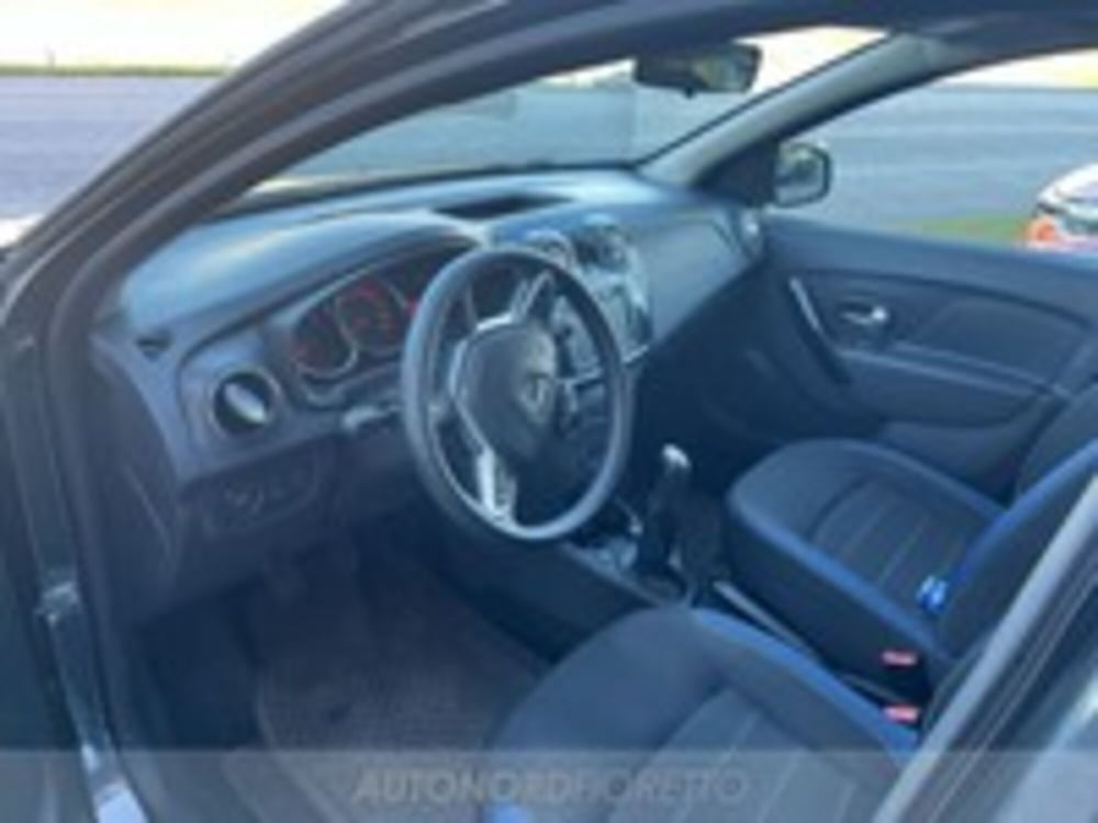 Dacia Sandero usata a Udine (7)