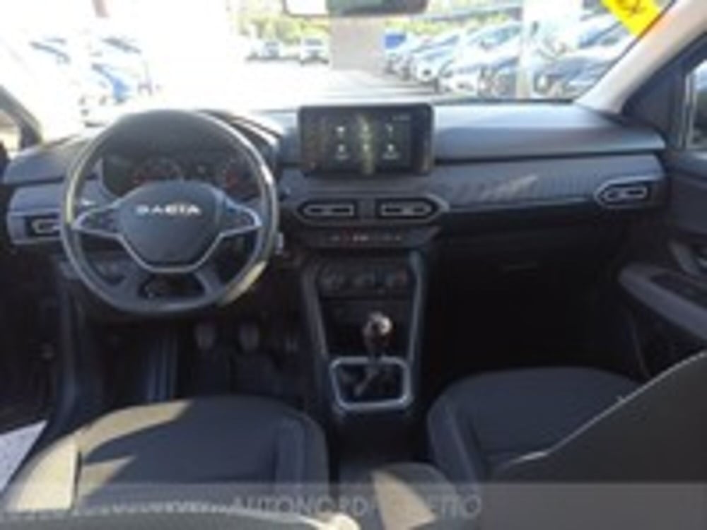 Dacia Jogger nuova a Udine (14)