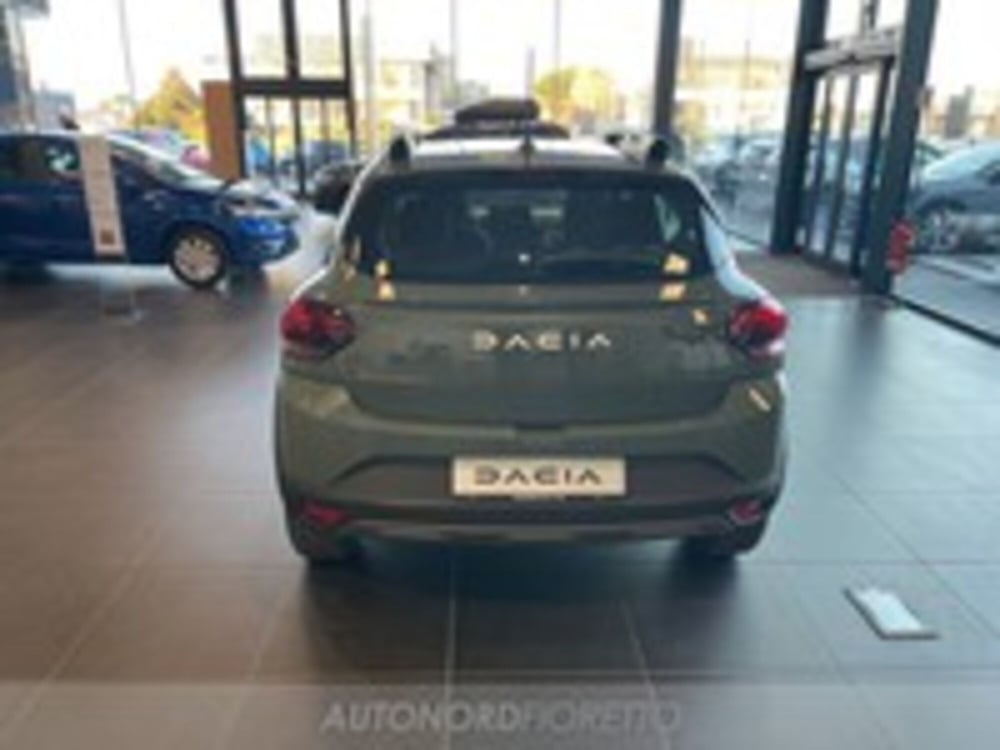 Dacia Sandero Stepway nuova a Udine (4)
