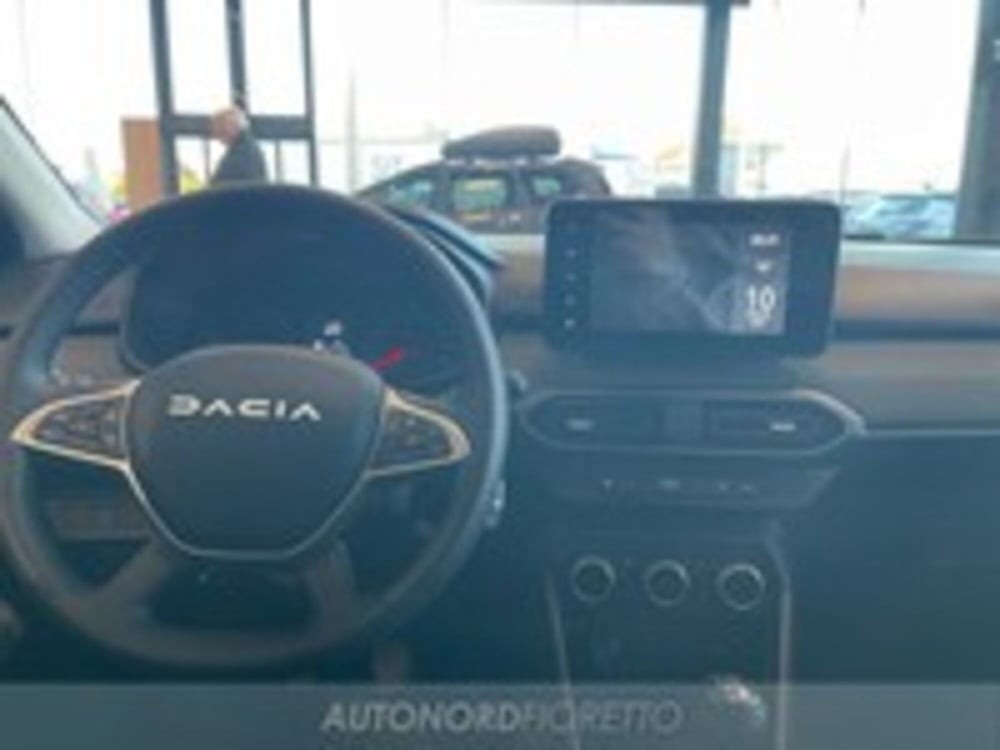 Dacia Sandero Stepway nuova a Udine (8)