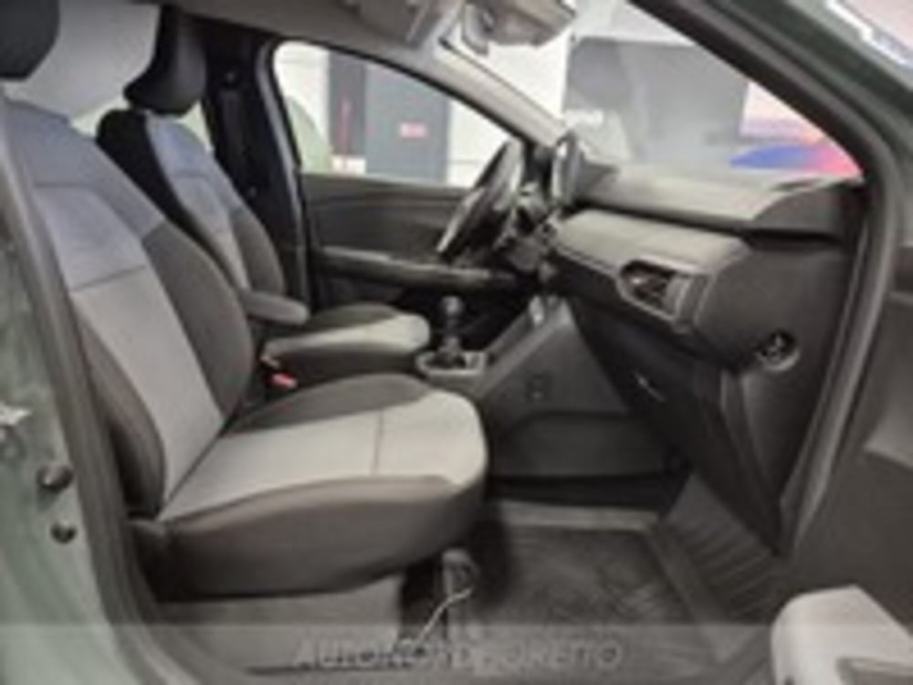 Dacia Jogger nuova a Udine (10)