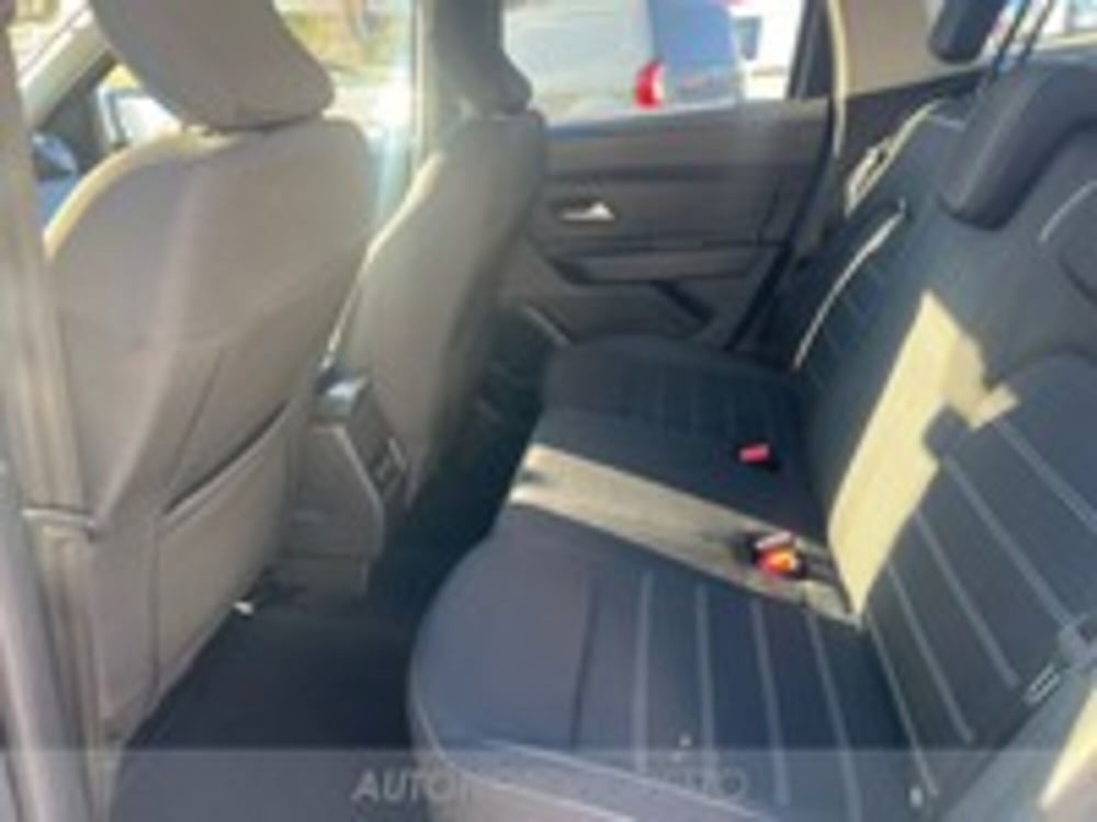 Dacia Duster usata a Udine (11)