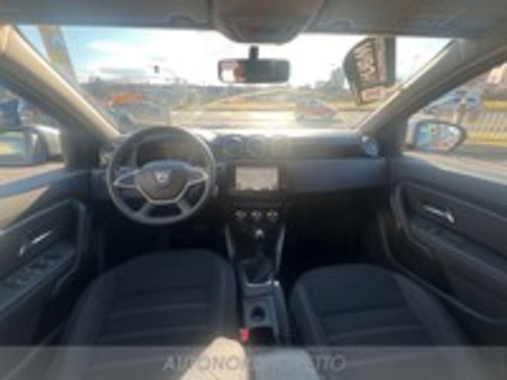 Dacia Duster usata a Udine (13)