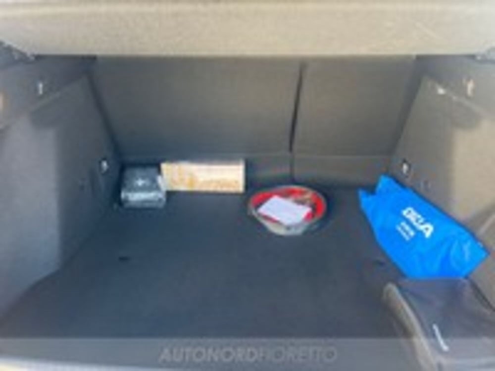 Dacia Duster usata a Udine (14)