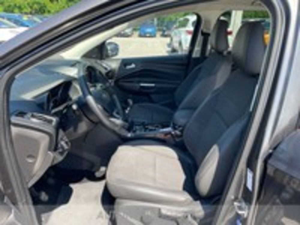 Ford Kuga usata a Udine (8)