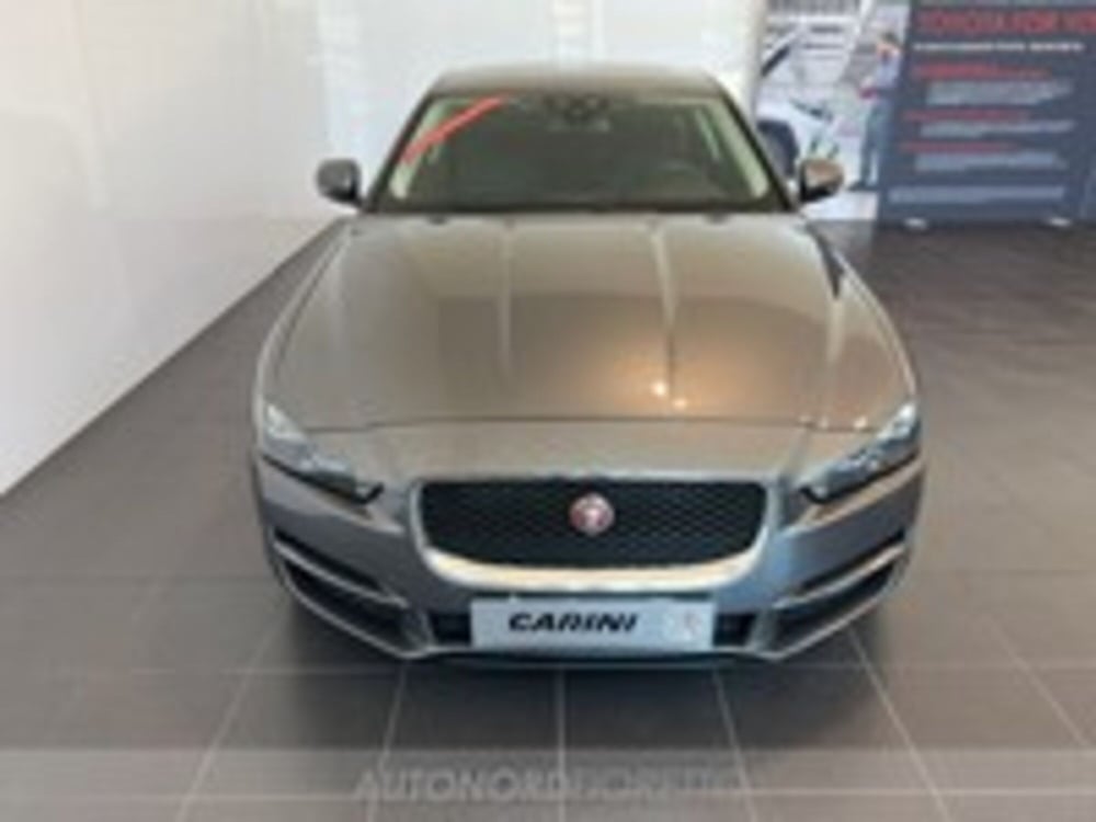 Jaguar XE usata a Udine (4)