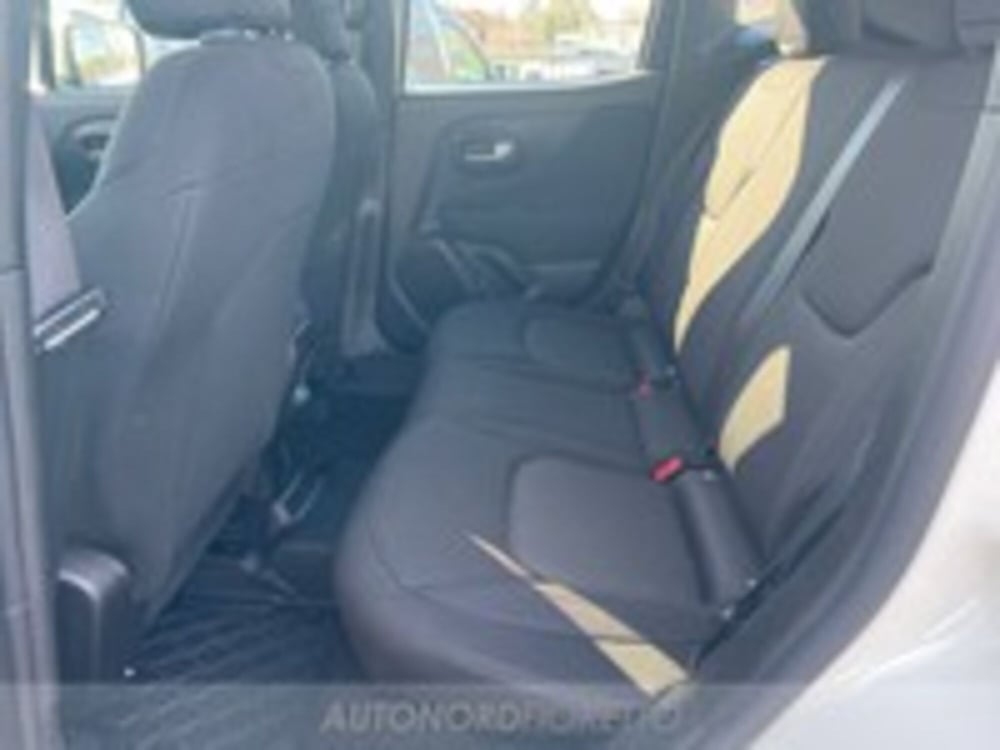 Jeep Renegade usata a Udine (15)