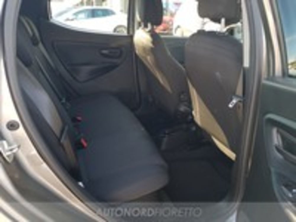 Lancia Ypsilon usata a Udine (11)