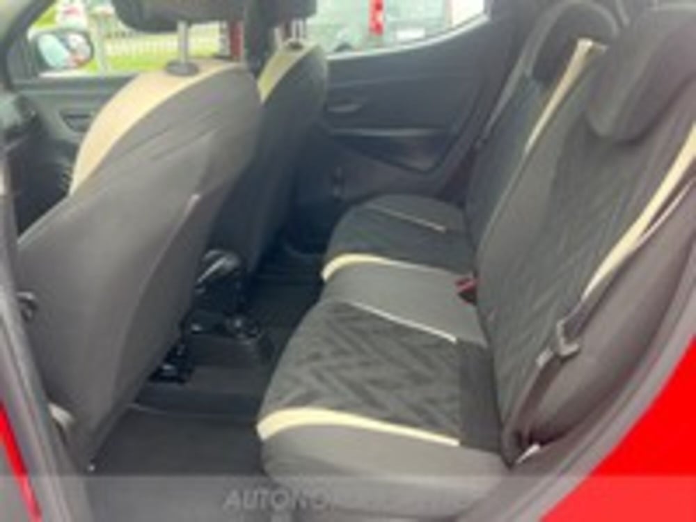 Lancia Ypsilon usata a Udine (10)