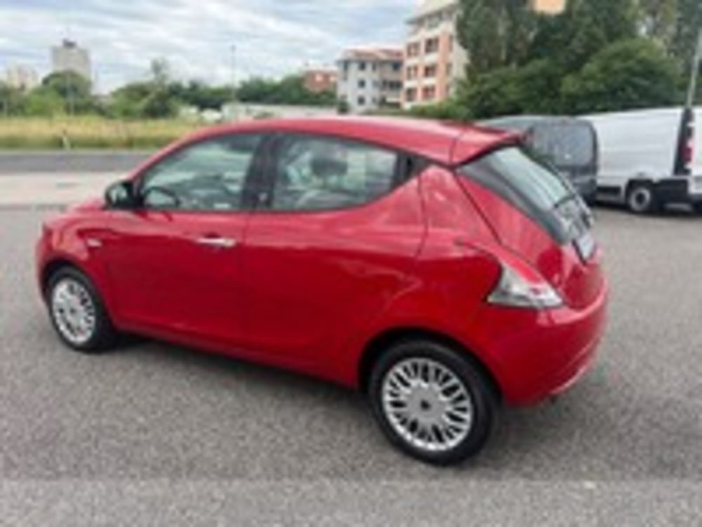 Lancia Ypsilon usata a Udine (6)