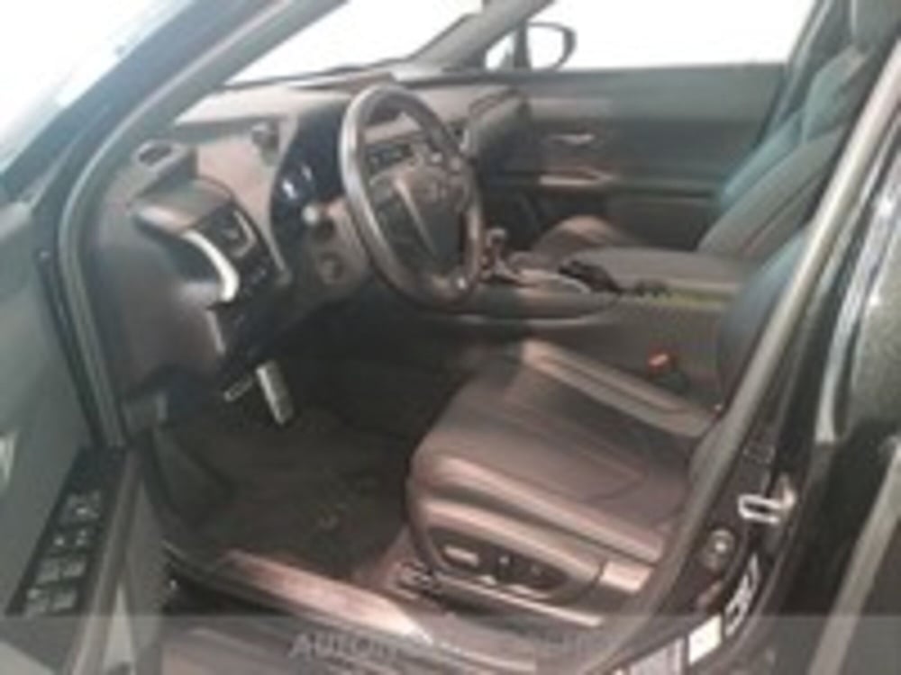 Lexus UX usata a Udine (5)