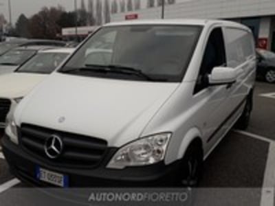 Mercedes-Benz Vito 2.2 116 CDI Kombi Shuttle Compact del 2014 usata a Reana del Rojale