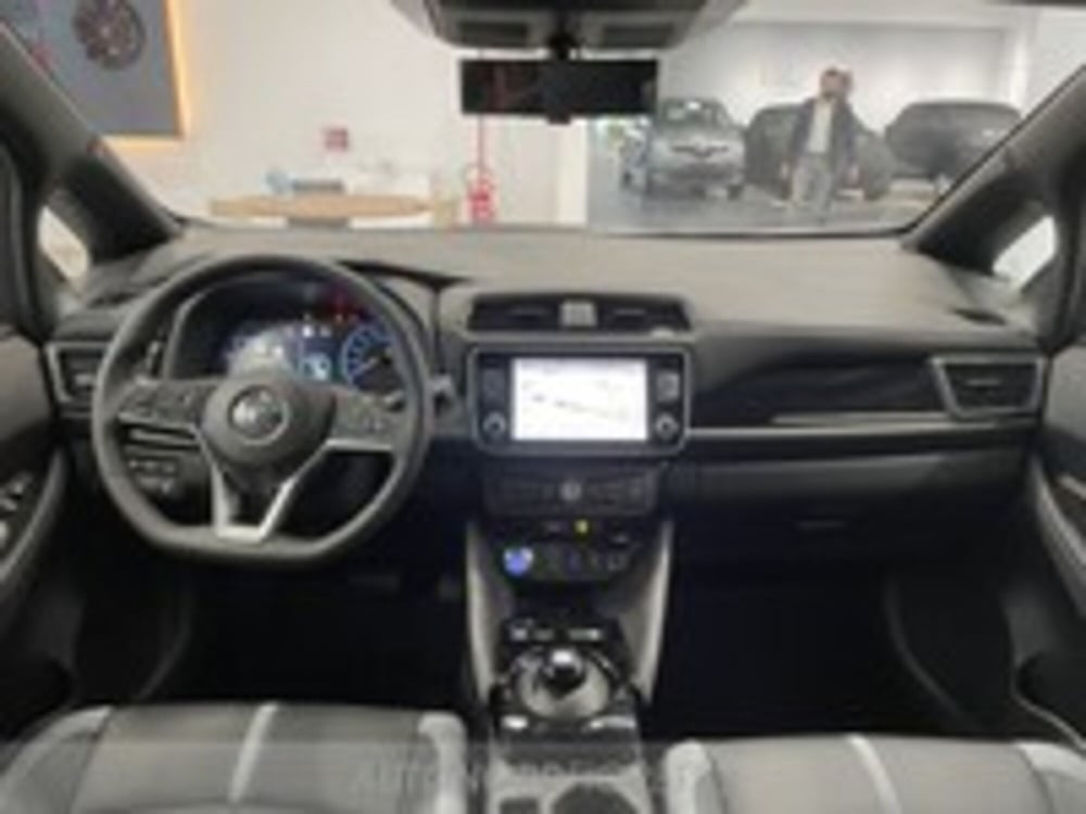 Nissan Leaf usata a Udine (10)