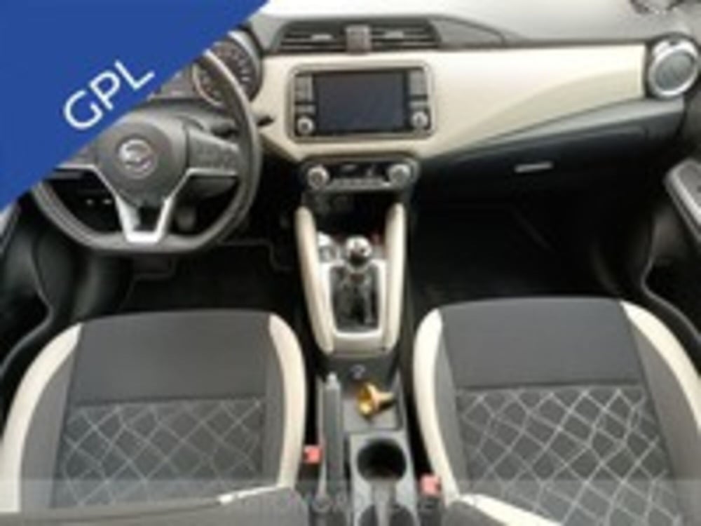 Nissan Micra usata a Udine (14)