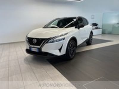 Nissan Qashqai 1.3 mhev Tekna 4wd 158cv xtronic del 2022 usata a Reana del Rojale