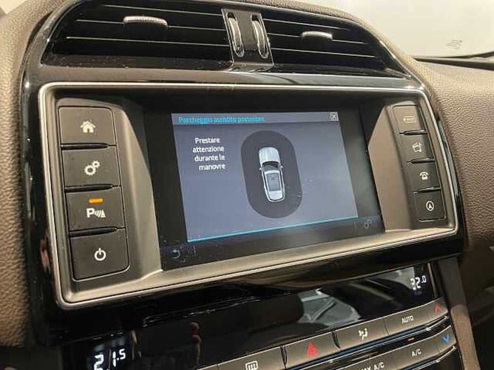 Jaguar F-Pace usata a Ravenna (14)