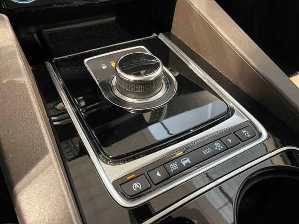 Jaguar F-Pace usata a Ravenna (17)