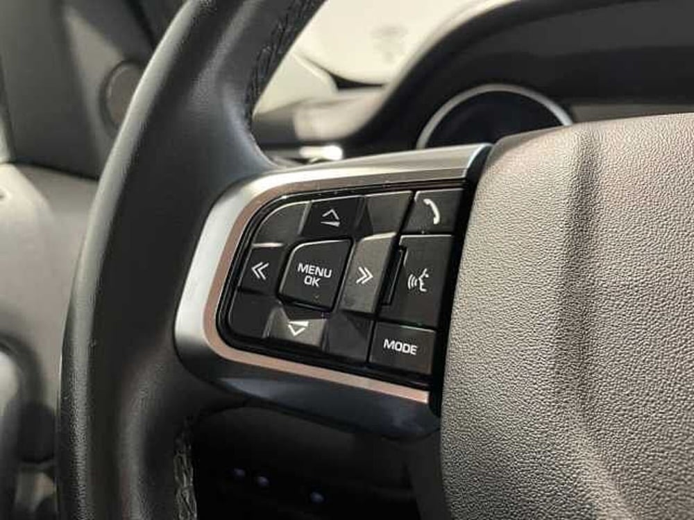 Land Rover Discovery Sport usata a Ravenna (15)