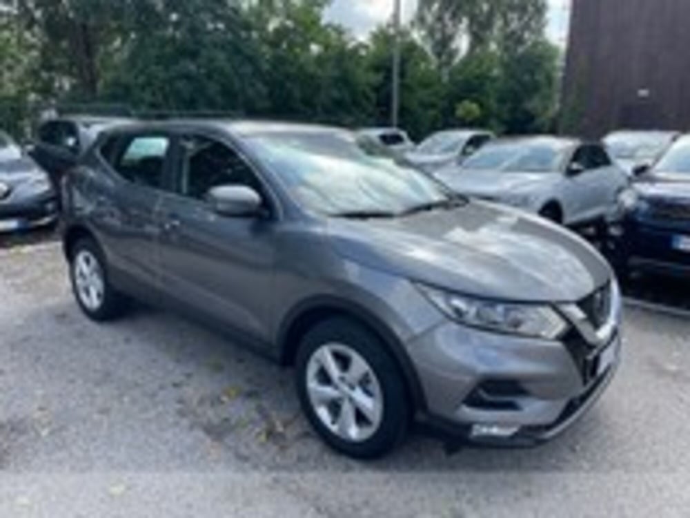 Nissan Qashqai usata a Udine (2)