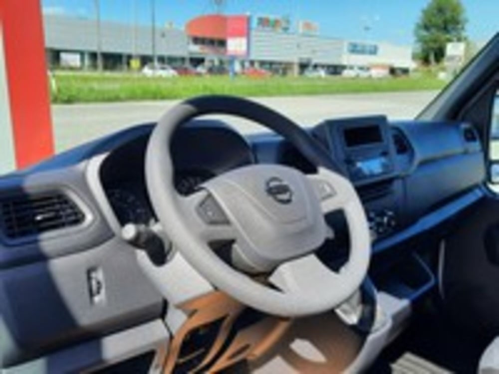 Nissan Interstar Furgone nuova a Udine (11)