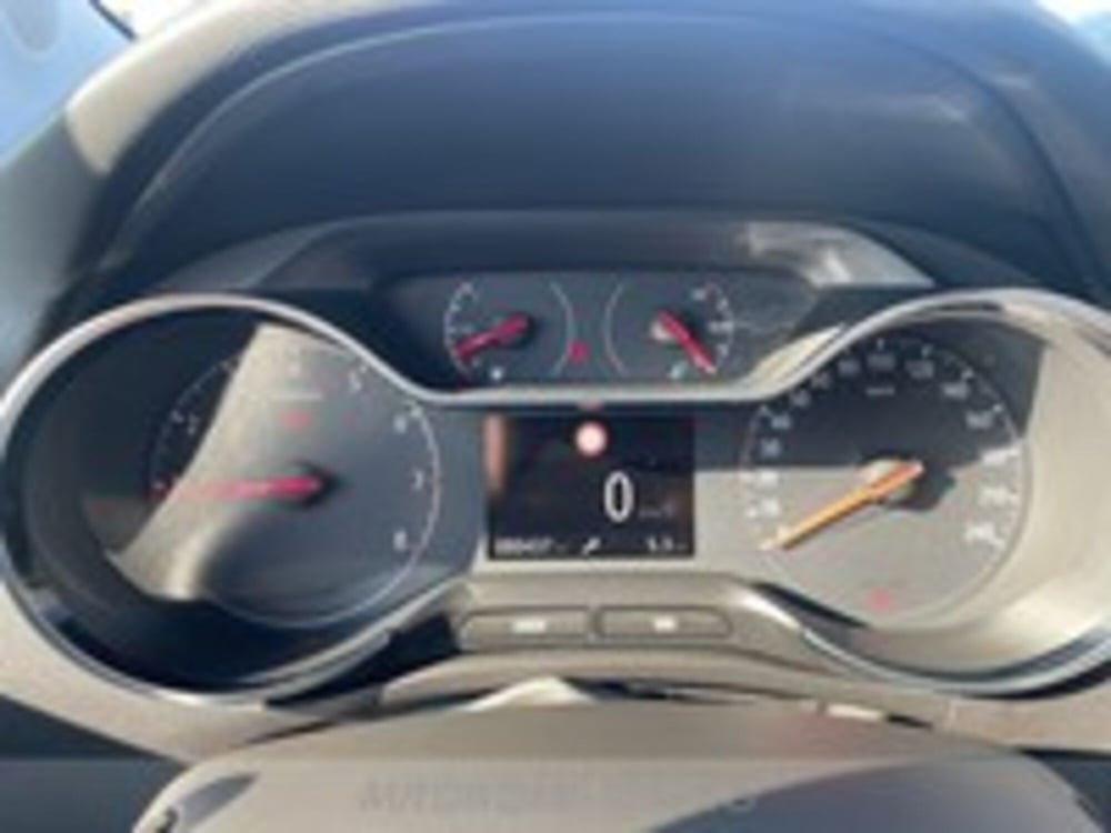 Opel Crossland X usata a Udine (10)
