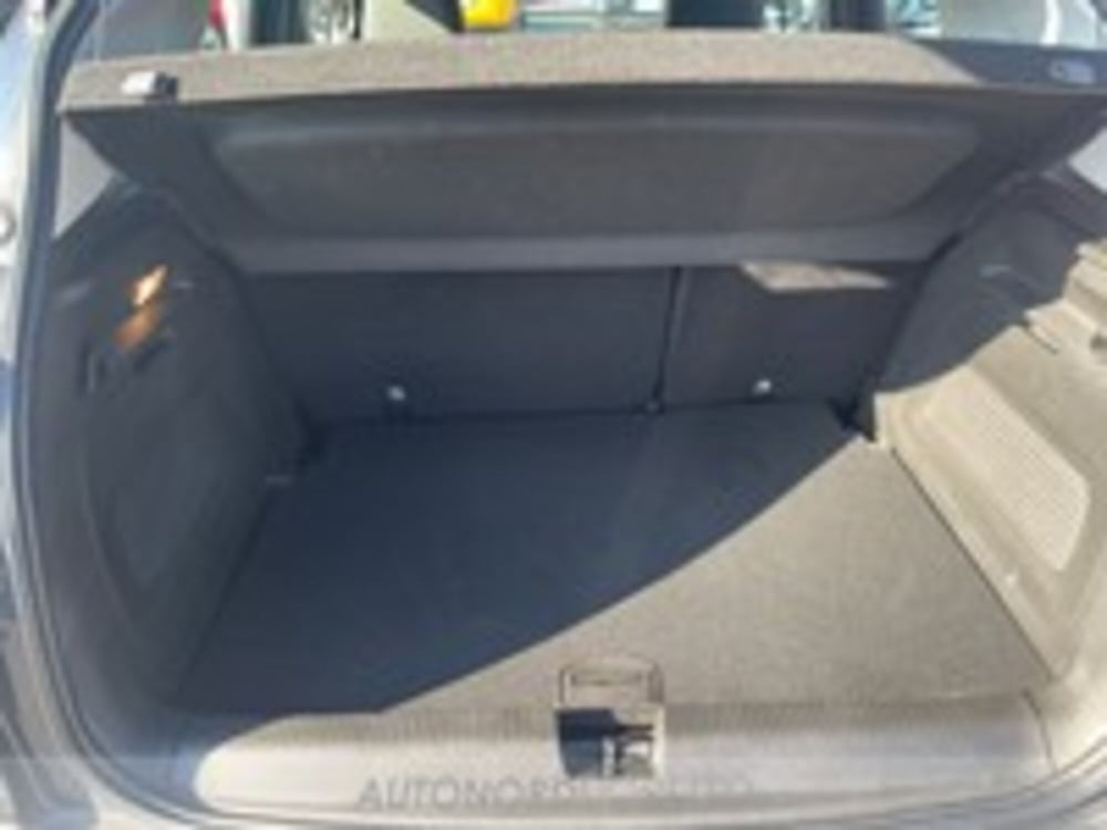 Opel Crossland X usata a Udine (5)
