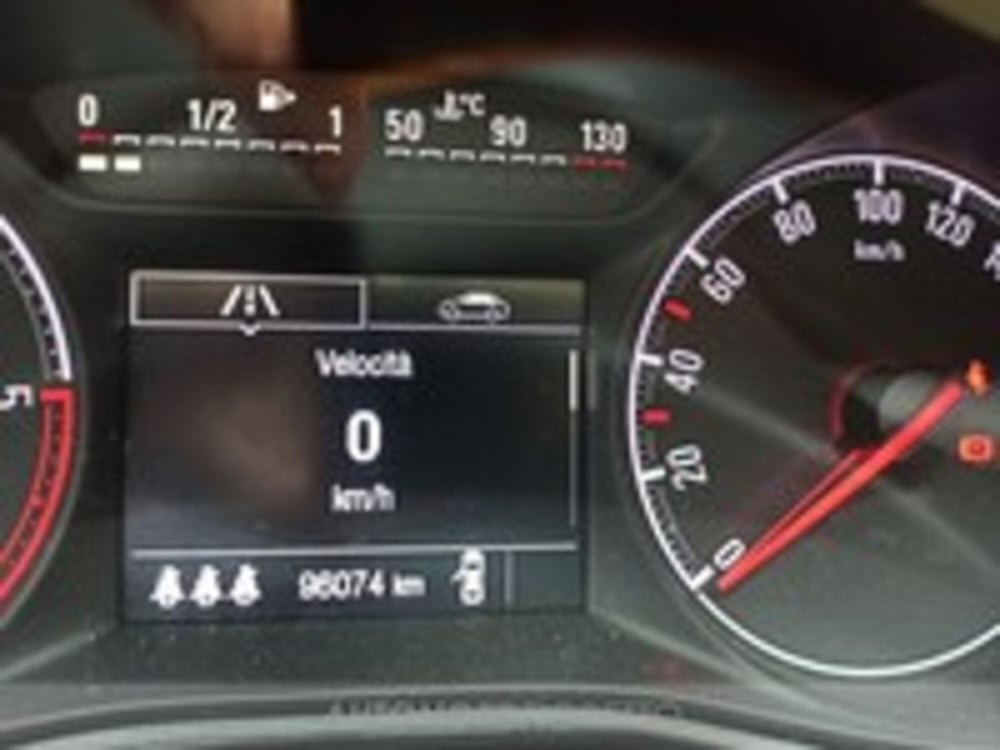 Opel Corsa usata a Udine (12)