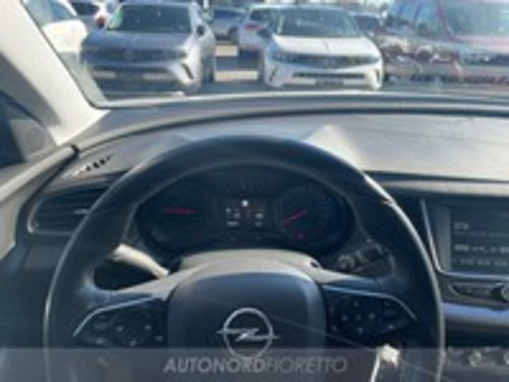 Opel Grandland X usata a Udine (11)