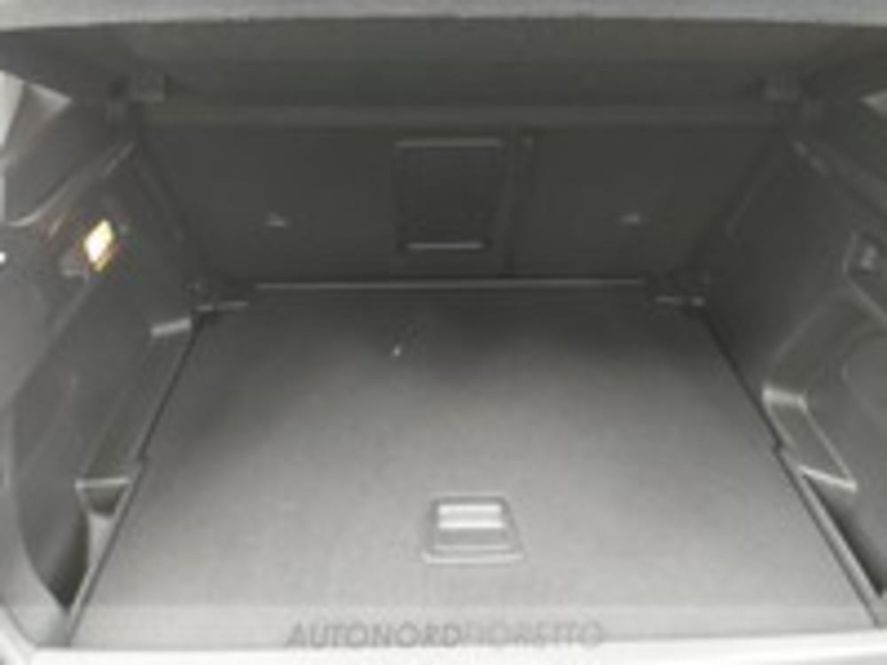 Opel Grandland X usata a Udine (12)