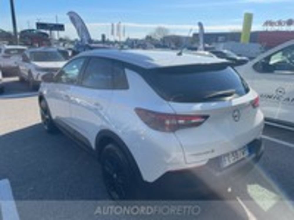 Opel Grandland X usata a Udine (4)